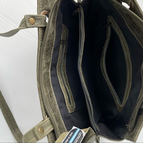 Genuine leather made in Argentina shoulder bag - Picture 7 of 7